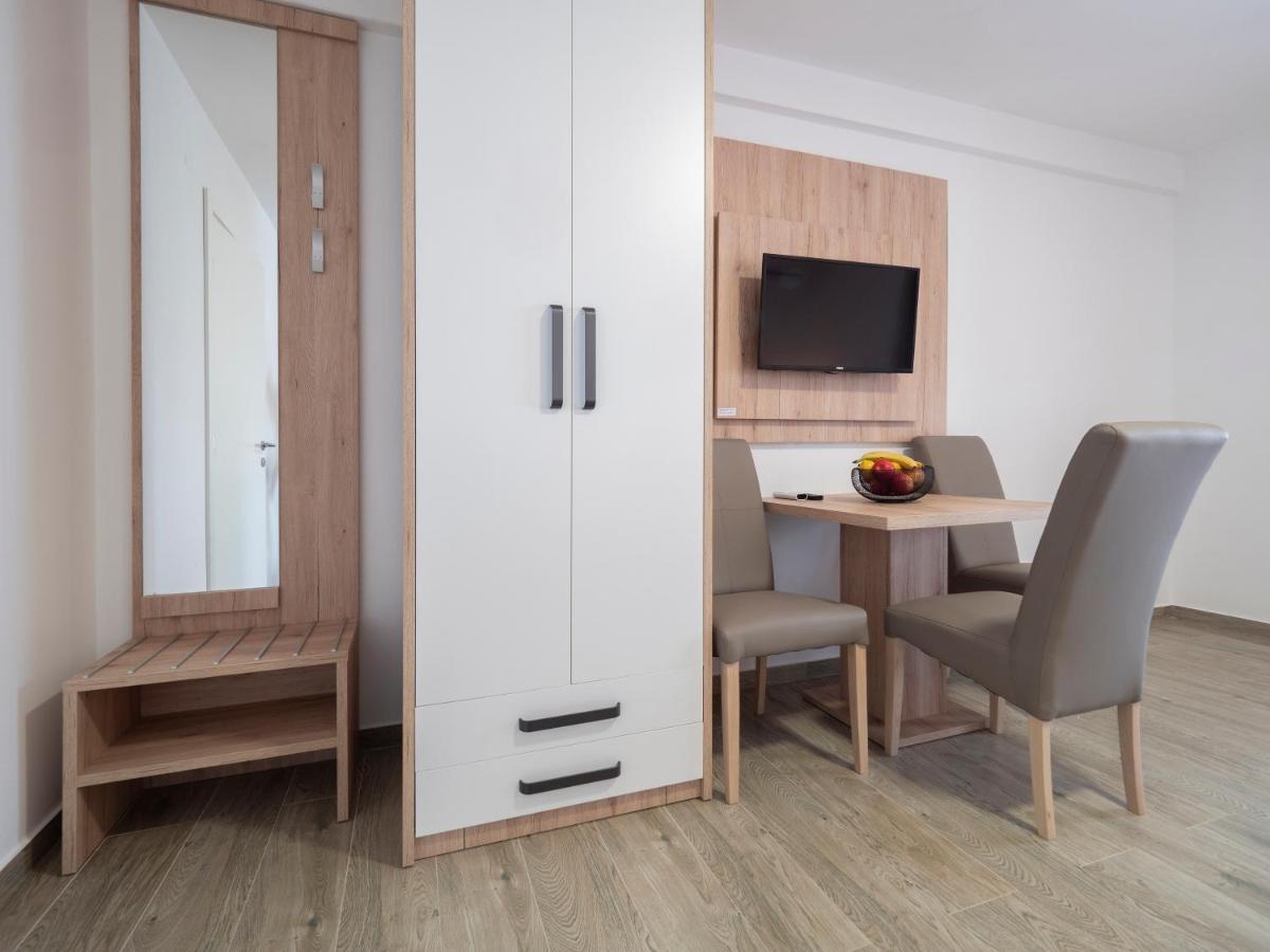 Studio Apartments Marea 2 Budua Esterno foto